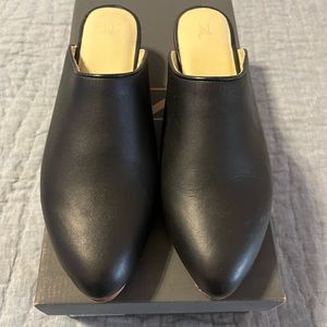 EUC Nisolo Mariella Mules Black Size 8